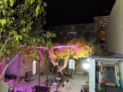 اقامتگاه بومگردی "سر قنات" اتاق طبقه اول