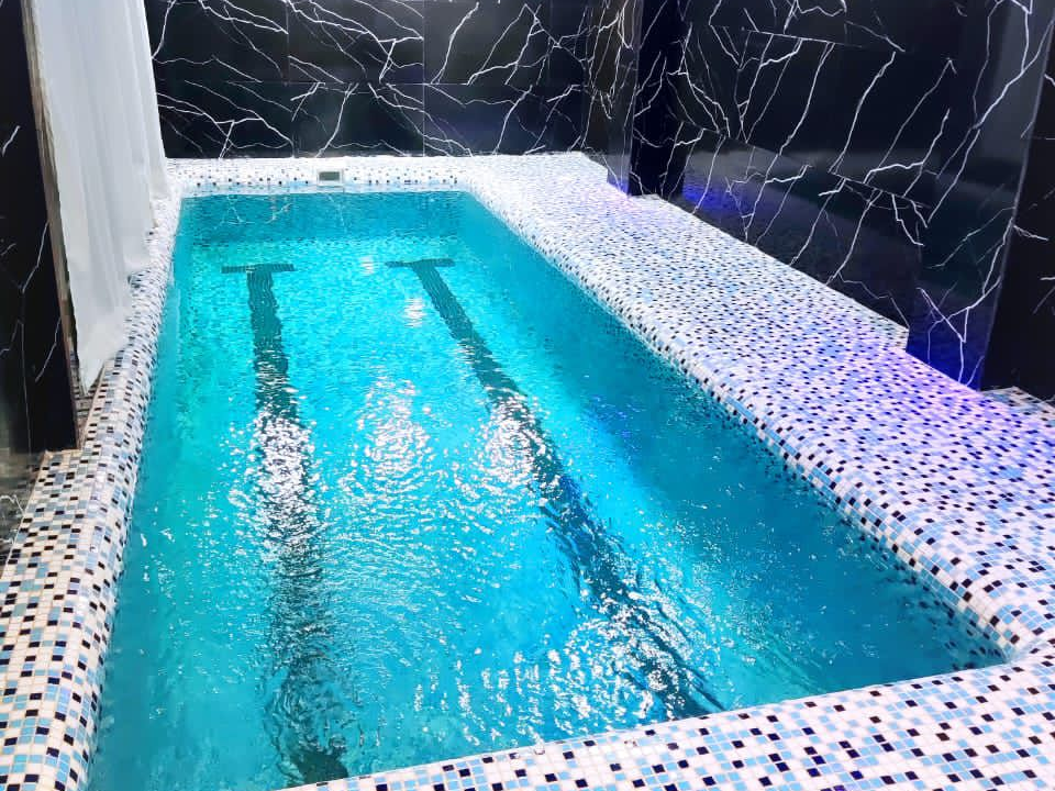 استخر استخر