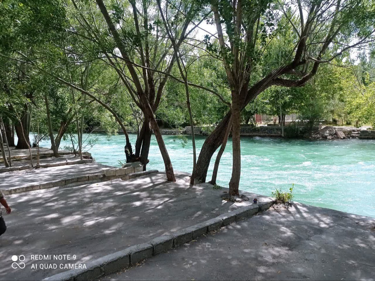 نمای بیرونی ساختمان نمای بیرونی ساختمان