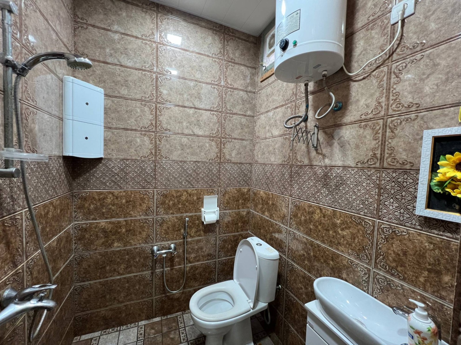 سرویس بهداشتی و حمام