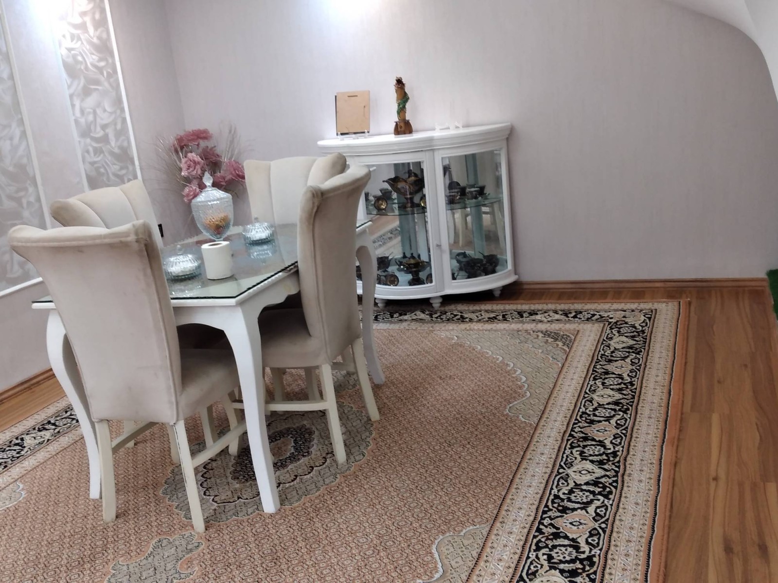پذیرایی همکف
