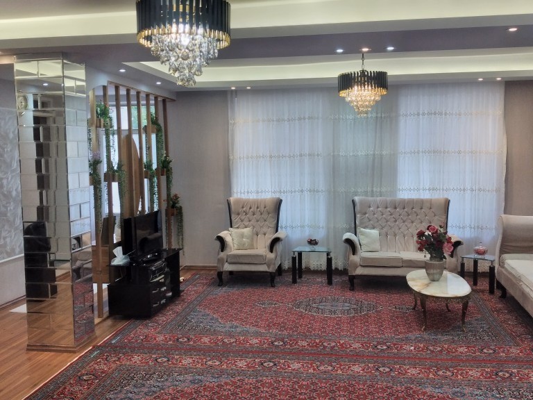 پذیرایی همکف
