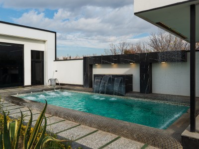 ویلا سه خوابه استخر دار آبگرم مدرن خوبان ویلا سه خوابه استخر دار آبگرم مدرن خوبان