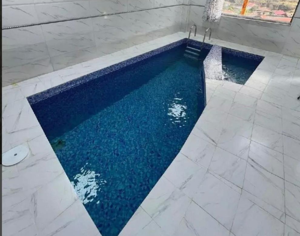 استخر استخر