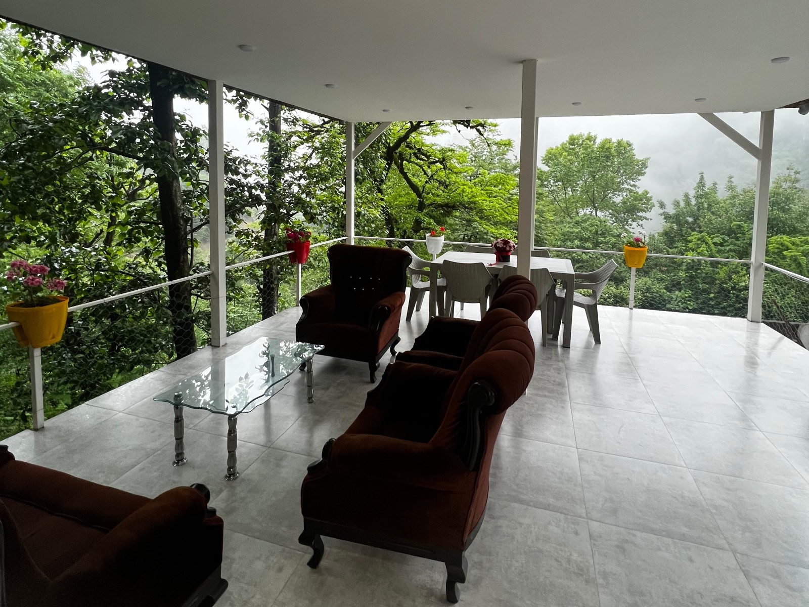 نمای بیرونی ساختمان