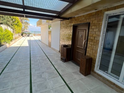 ویلای سه خوابه ساحلی استخر دار