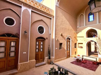 اقامتگاه بومگردی استاد حسین اردکانی "اتاق دایی جلیل"