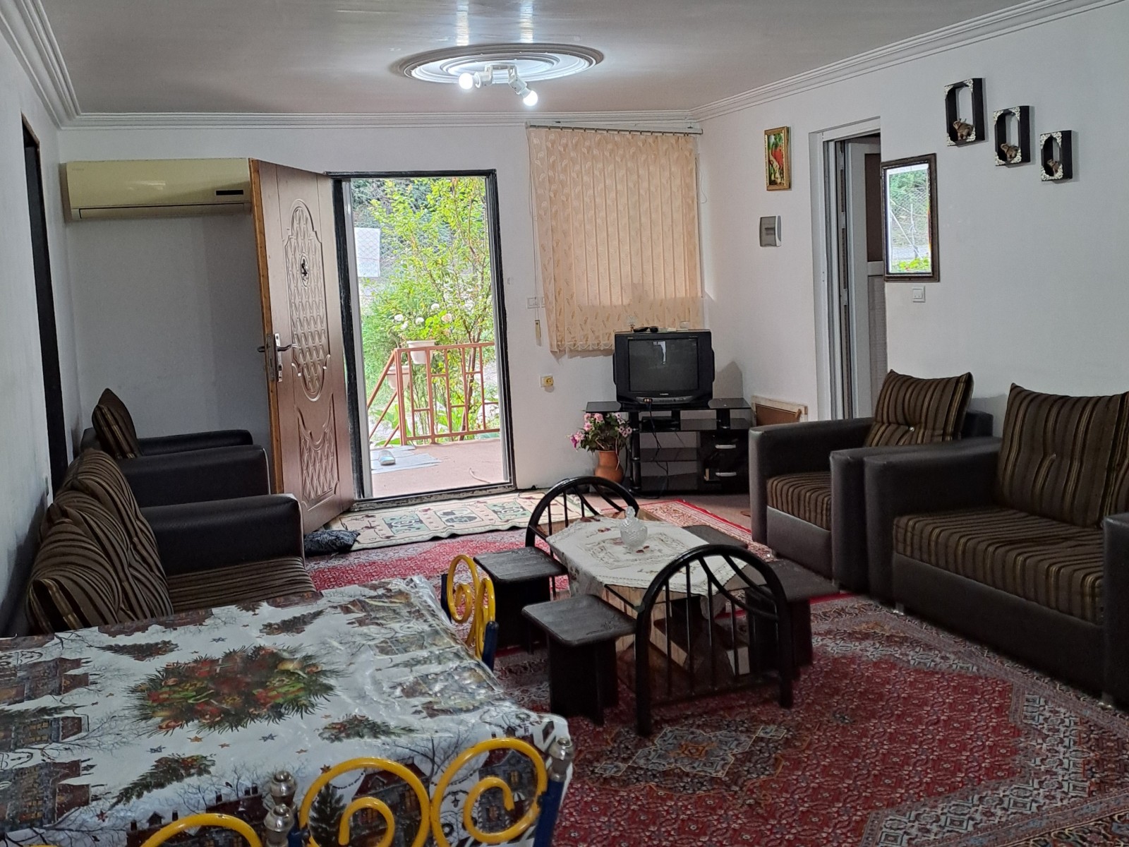 اتاق پذیرایی