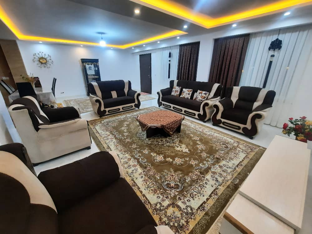 مبل ۸نفره وتلویزیون۴۳