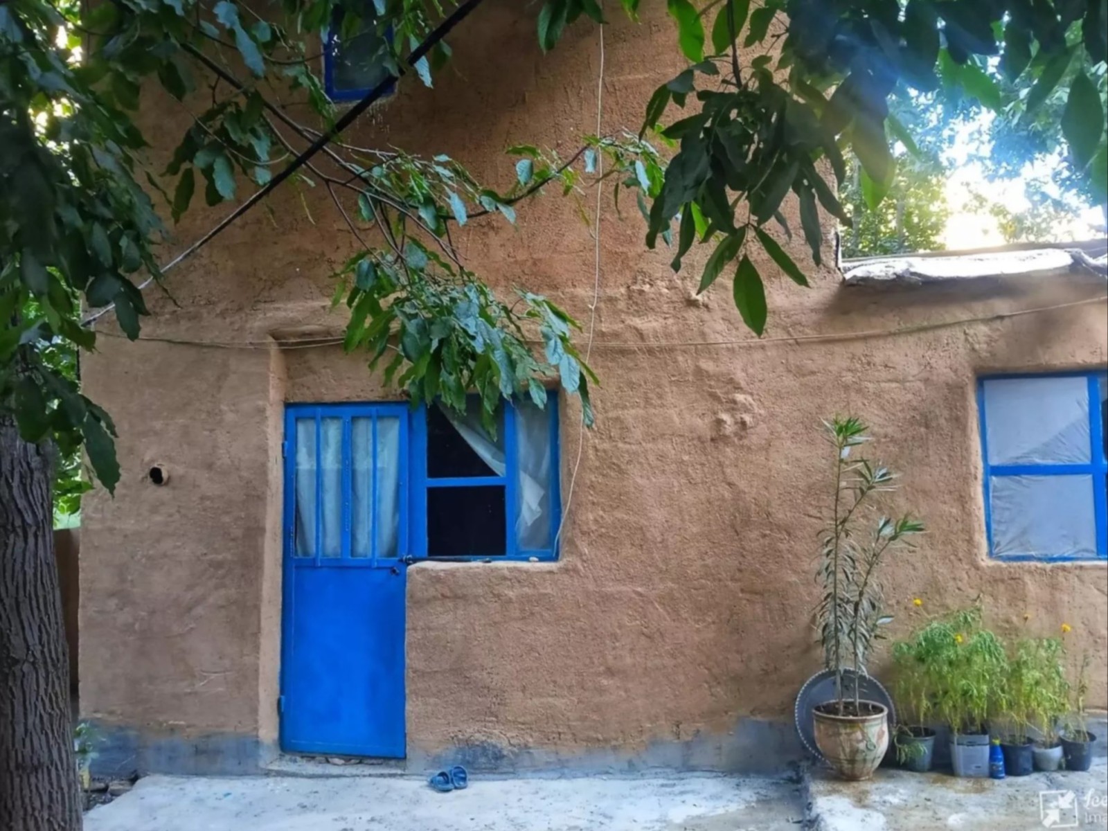 نمای بیرونی ساختمان نمای بیرونی ساختمان