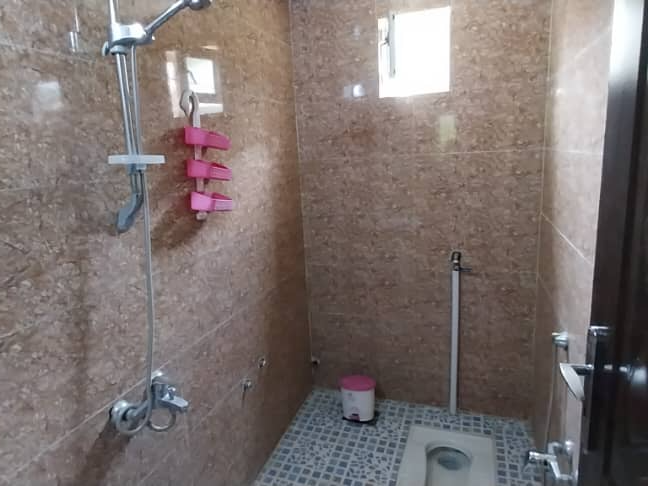 سرویس بهداشتی و حمام