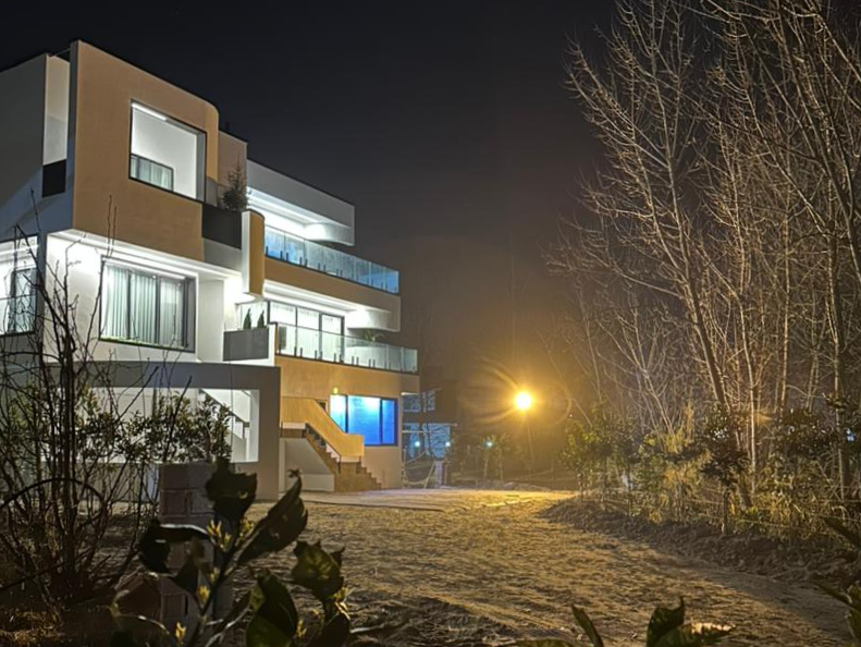 نمای بیرونی ساختمان نمای بیرونی ساختمان