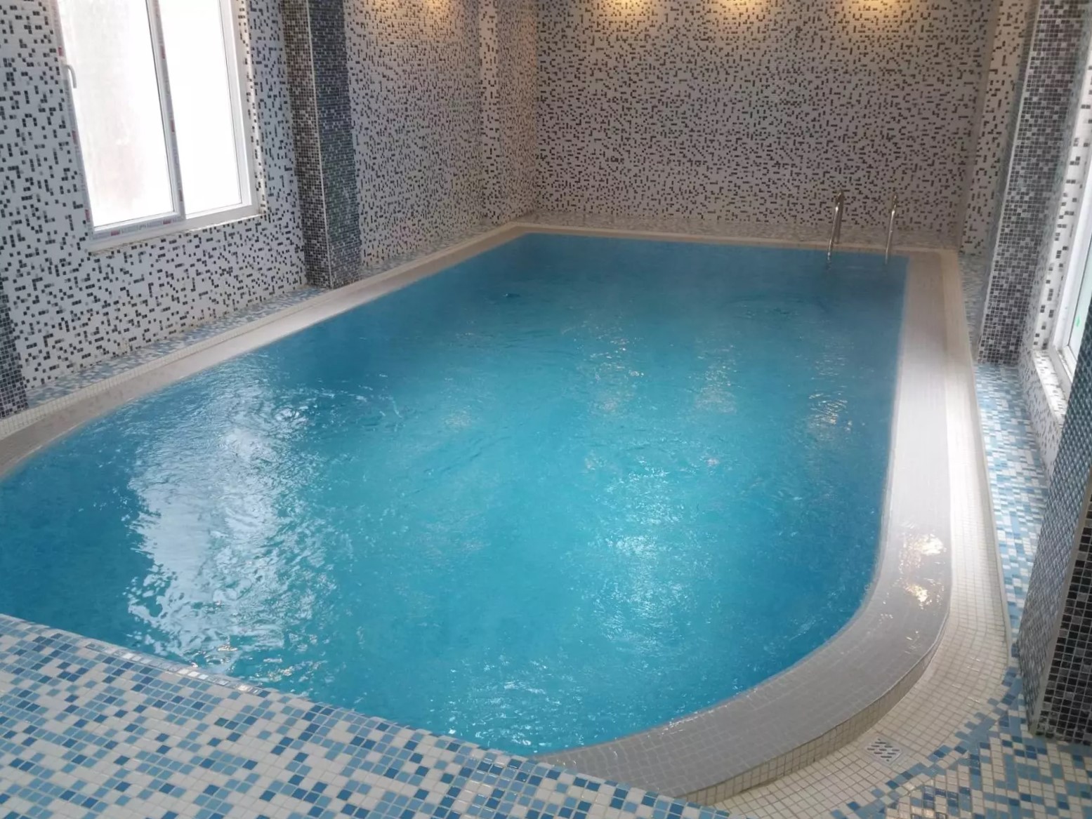 طبقه همکف