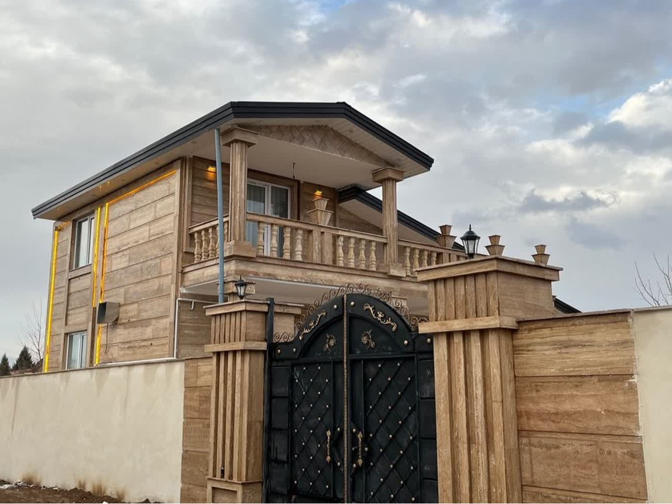 نمای بیرونی ساختمان نمای بیرونی ساختمان