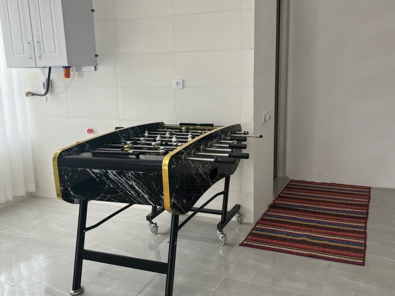 فوتبالدستی طبقه همکف