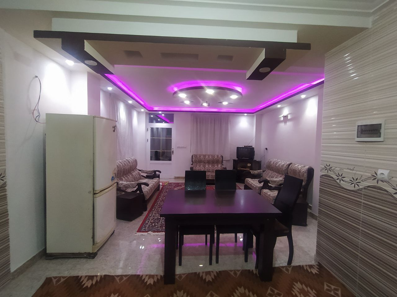 اتاق پذیرایی