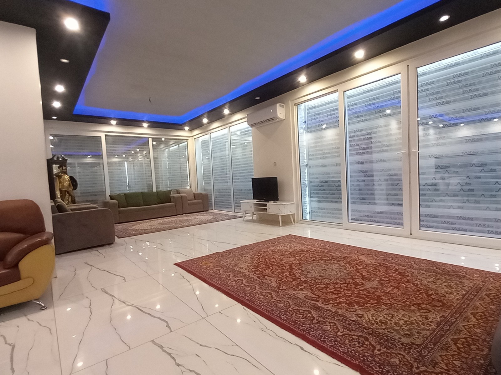 اتاق پذیرایی