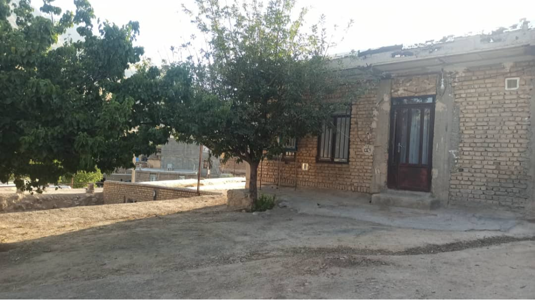 نمای بیرونی ساختمان