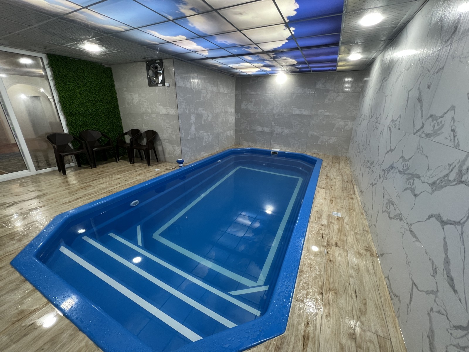 استخر استخر