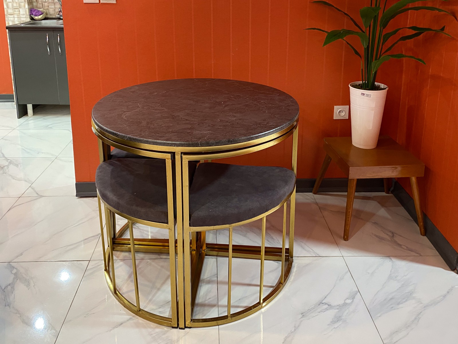 میز ناهارخوری