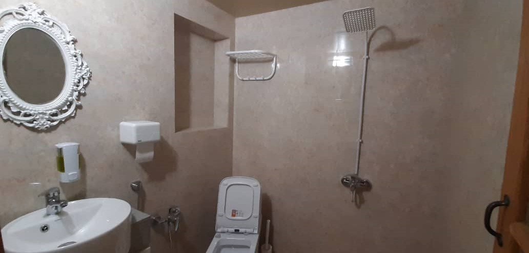 سرویس بهداشتی و حمام