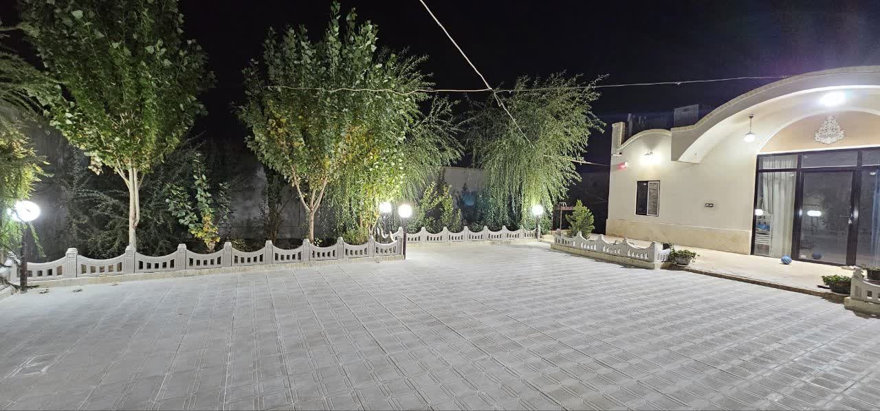 حیاط