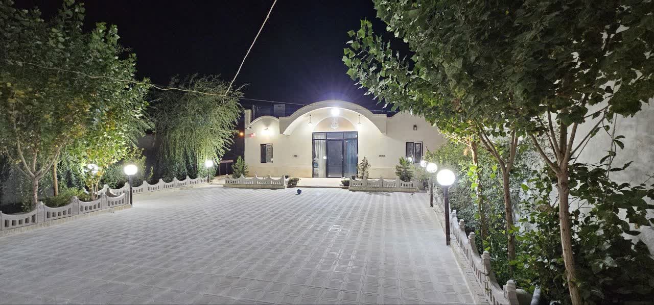 حیاط