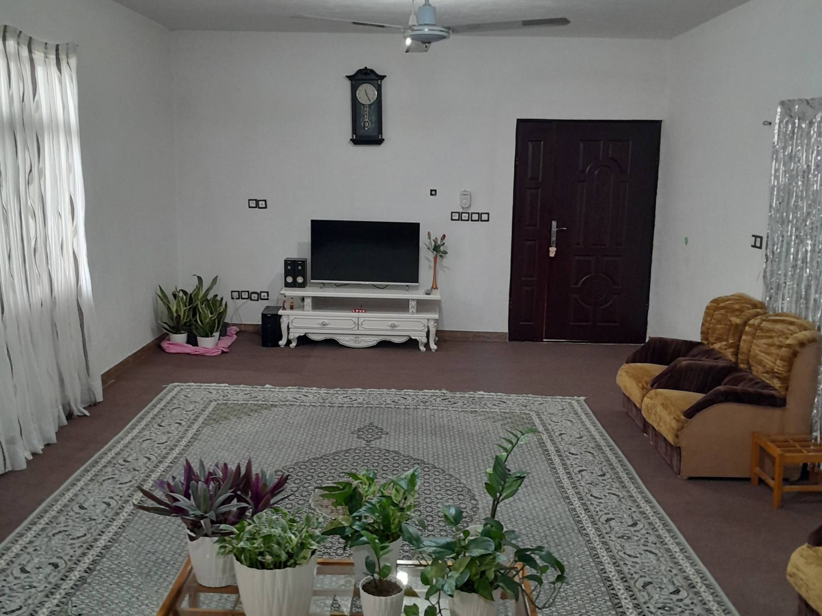 اتاق پذیرایی