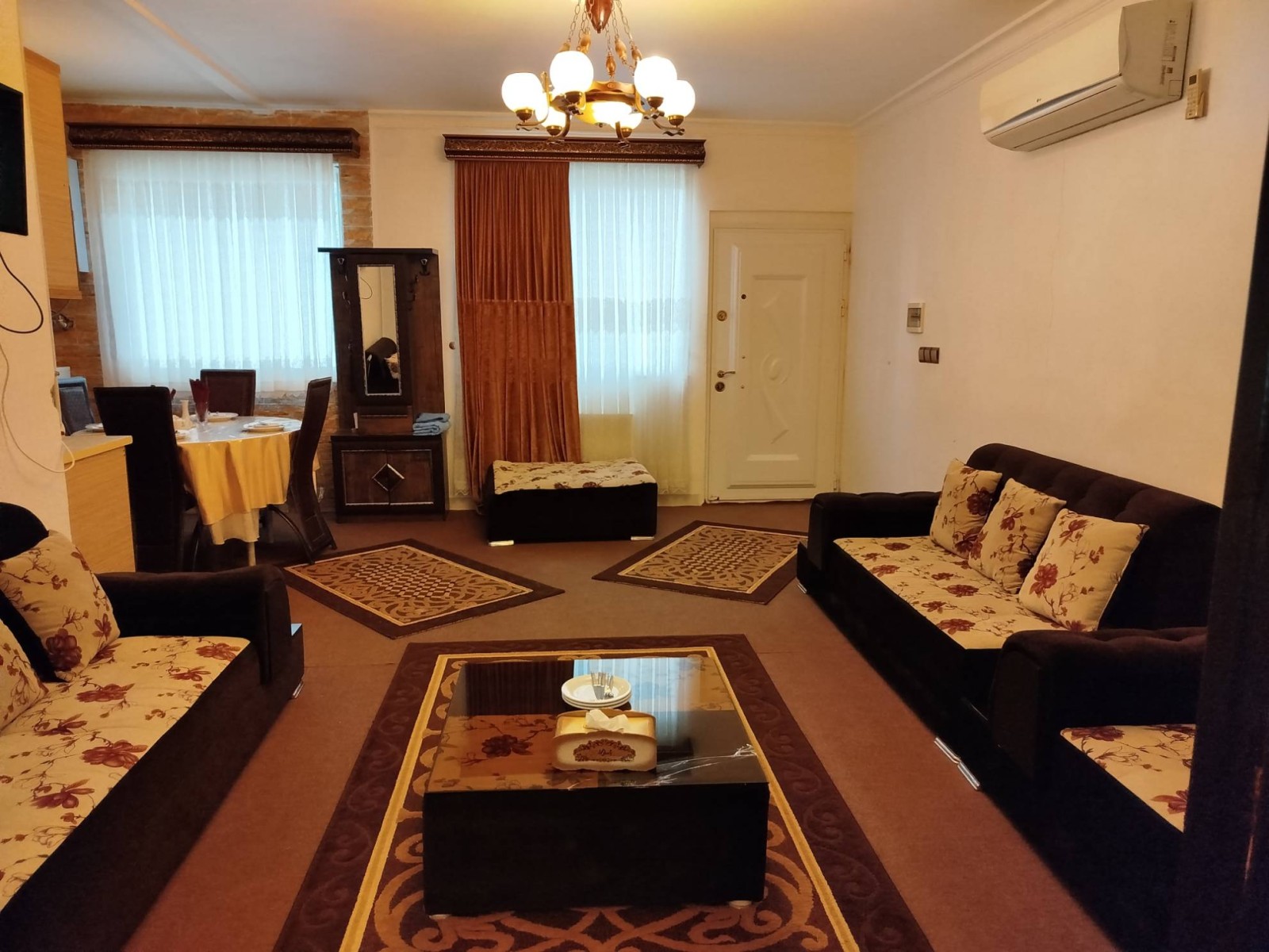 اتاق پذیرایی اتاق پذیرایی