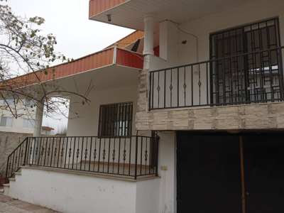 خانه ویلایی روشن