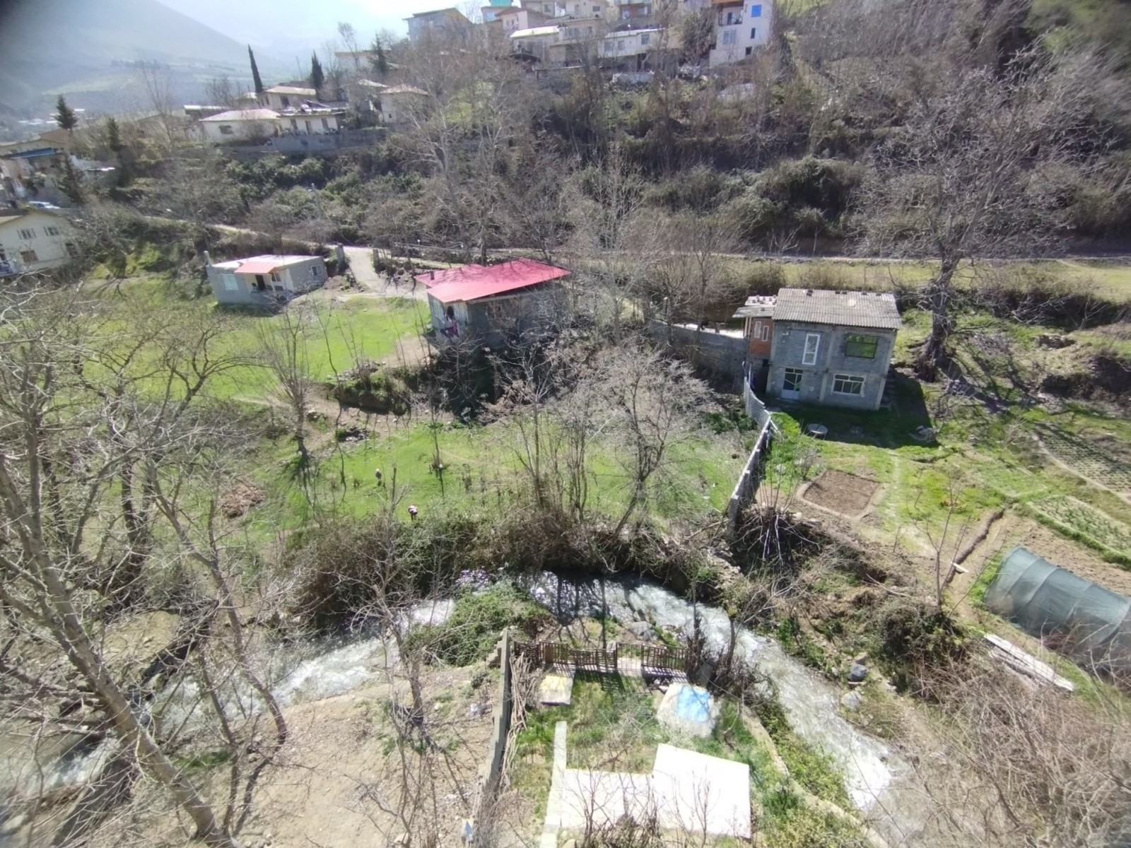 نمای بیرونی ساختمان