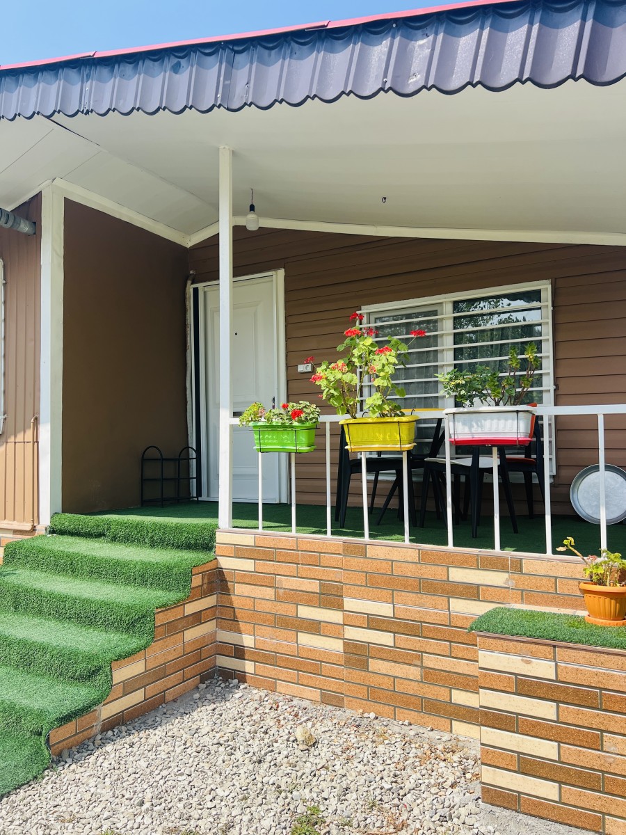 ورودی اقامتگاه