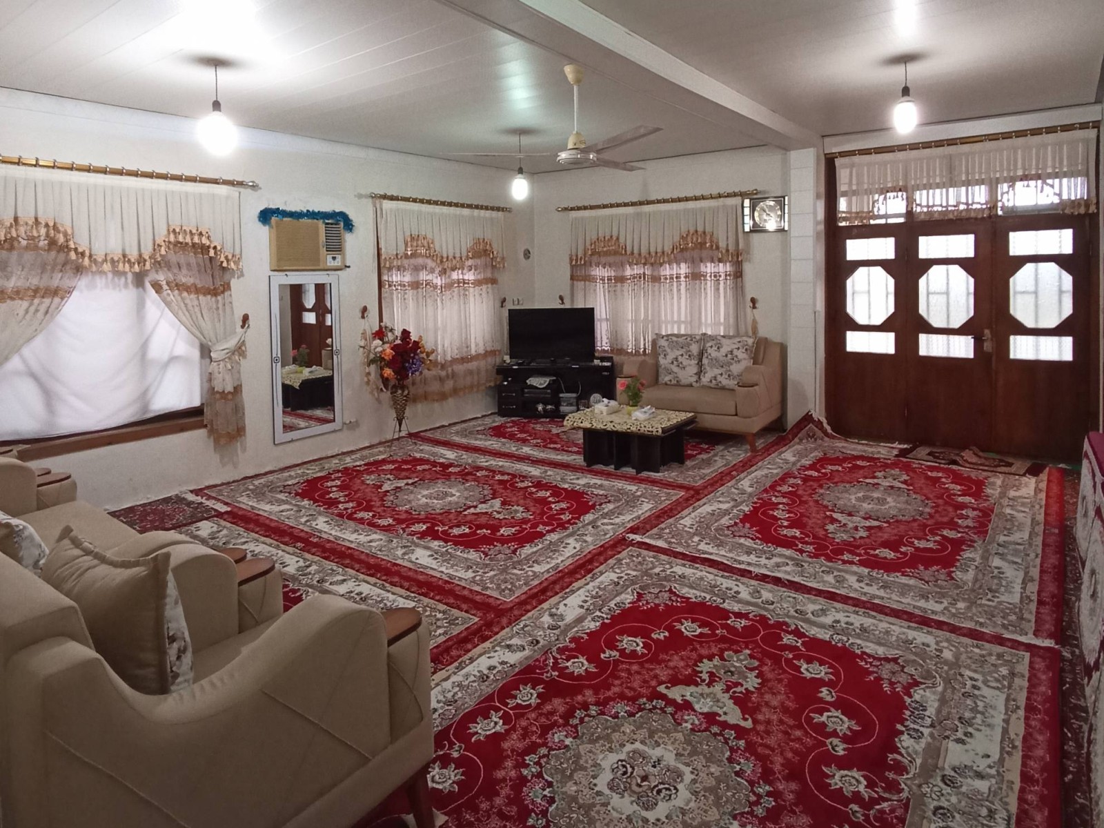 اتاق پذیرایی