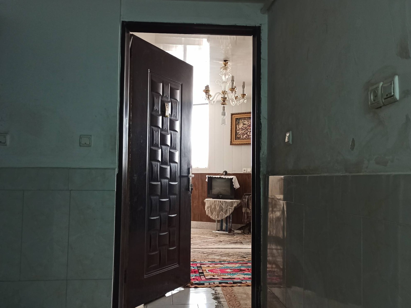 نمای بیرونی ساختمان