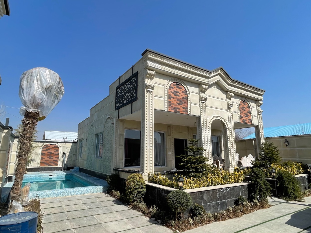 نمای بیرونی ساختمان