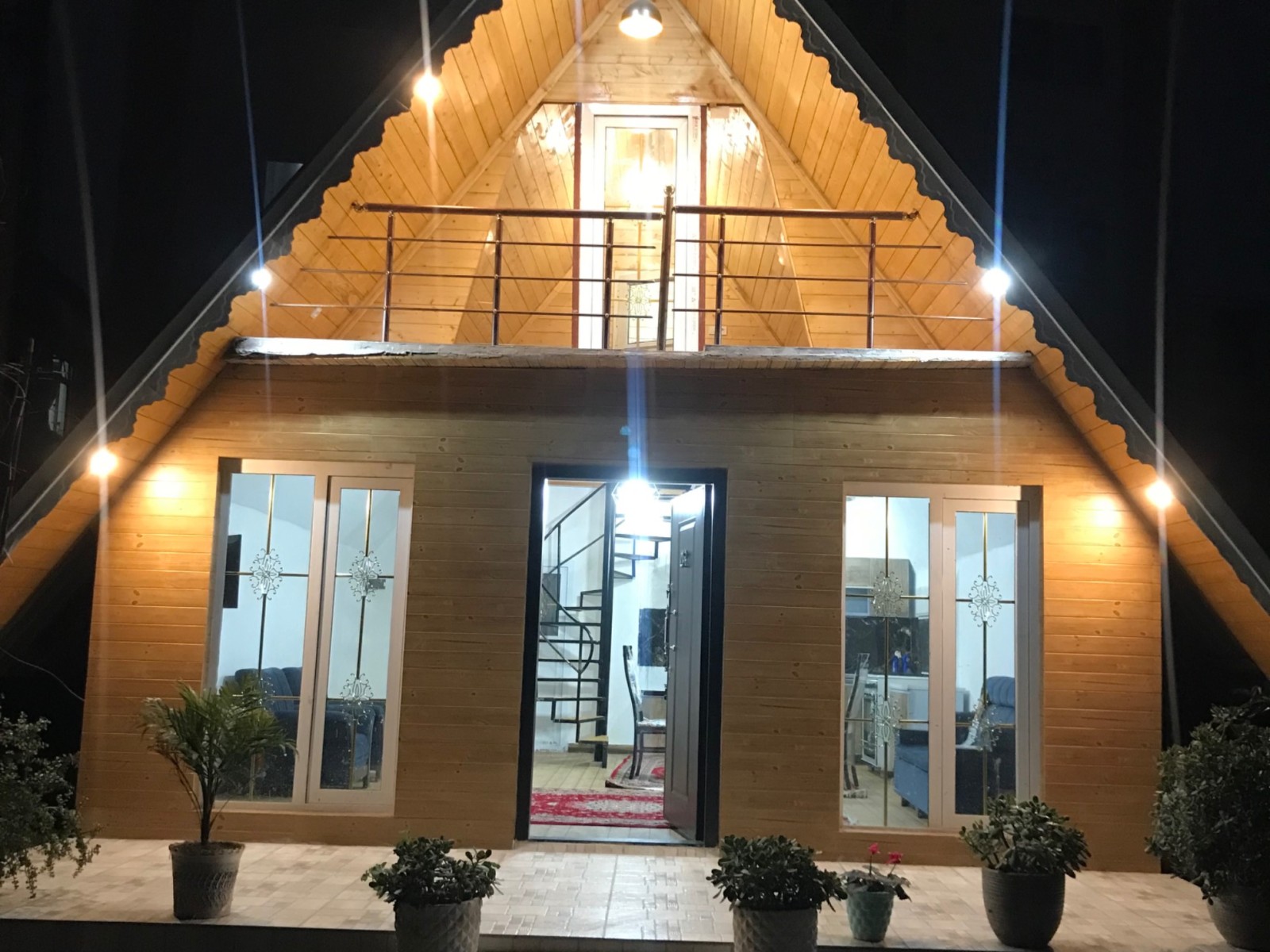 نمای بیرونی ساختمان