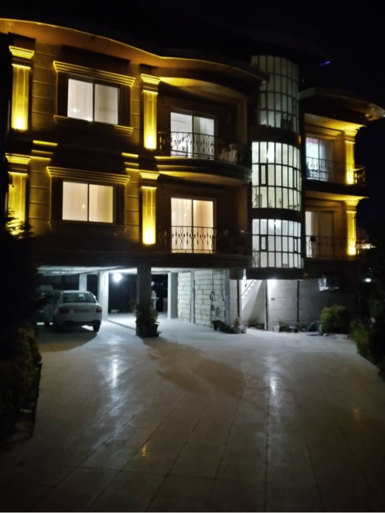 نمای بیرونی ساختمان