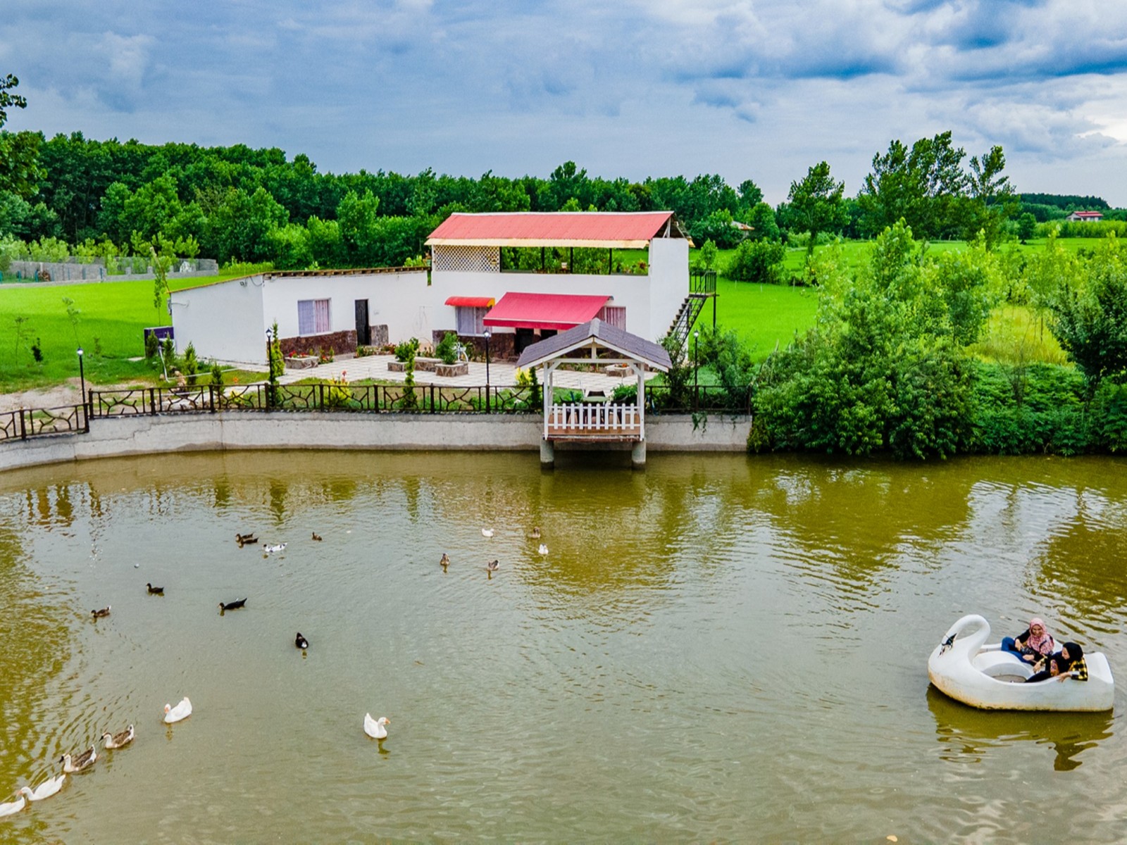 نمای کلی رویایی نمای کلی رویایی