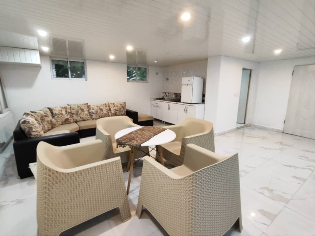 فضای طبقه همکف