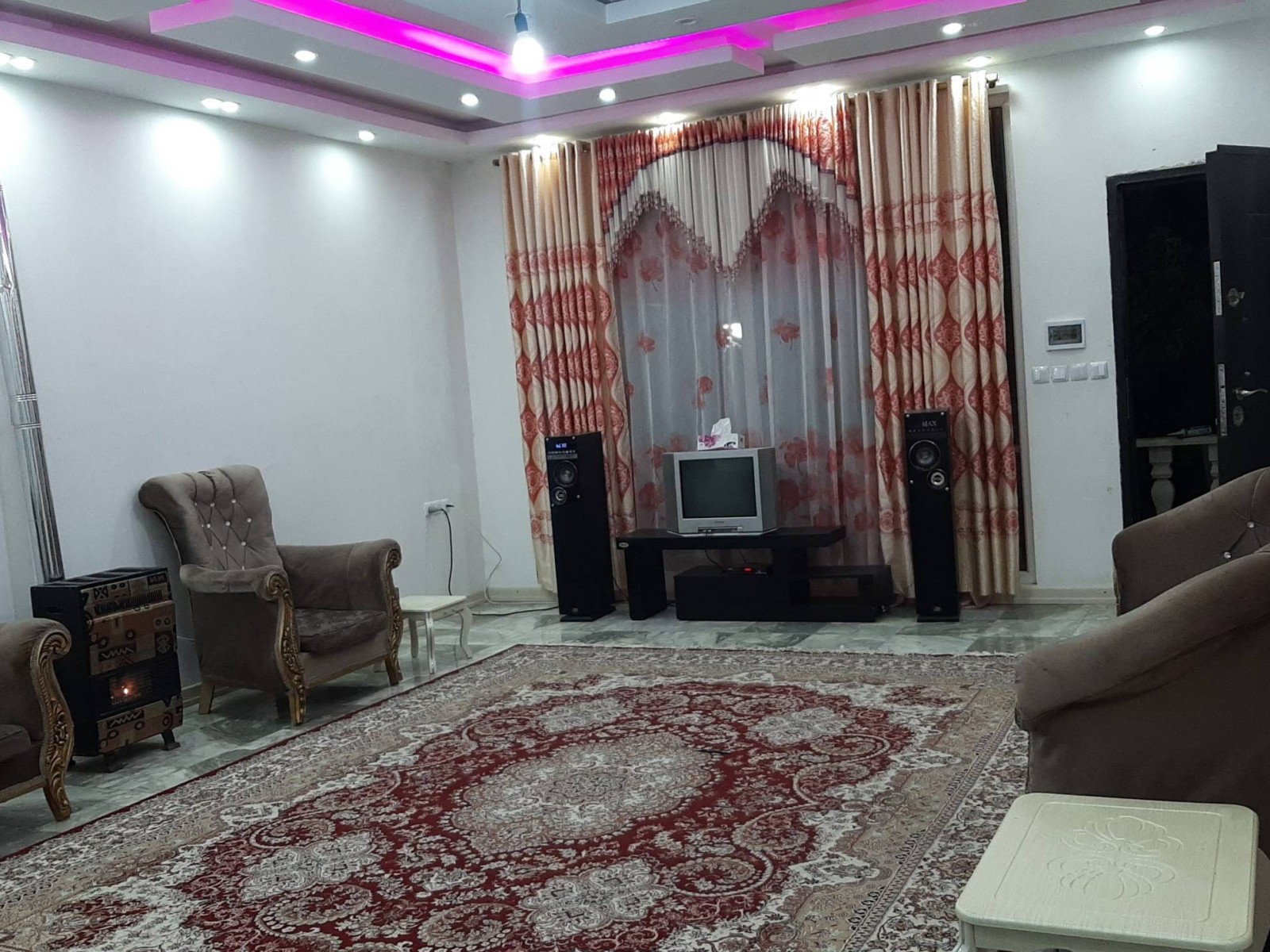 اتاق پذیرایی