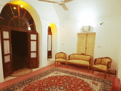 سنتی و دنج در دوقدمی میدان تاریخی امیرچخماق
