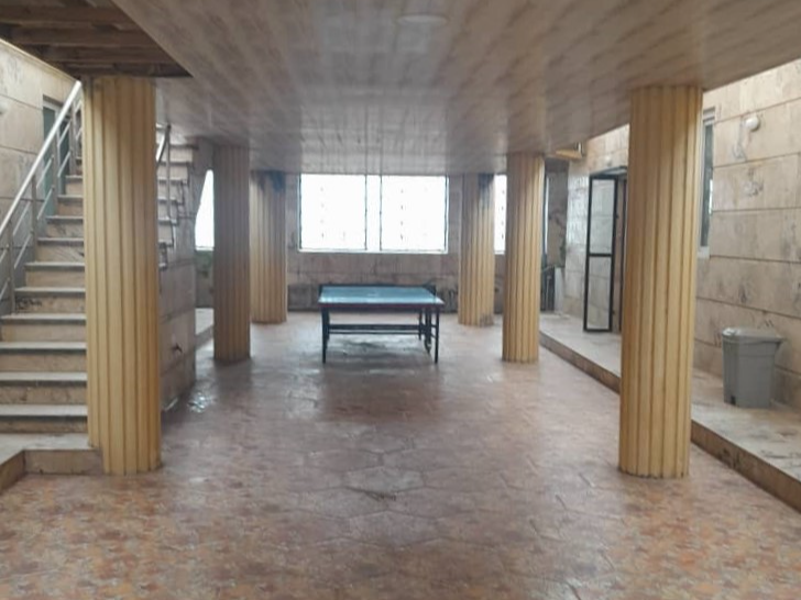 محوطه داخل مجموعه