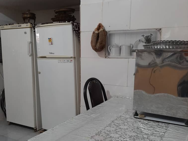 آشپزخانه داخل ساختمان