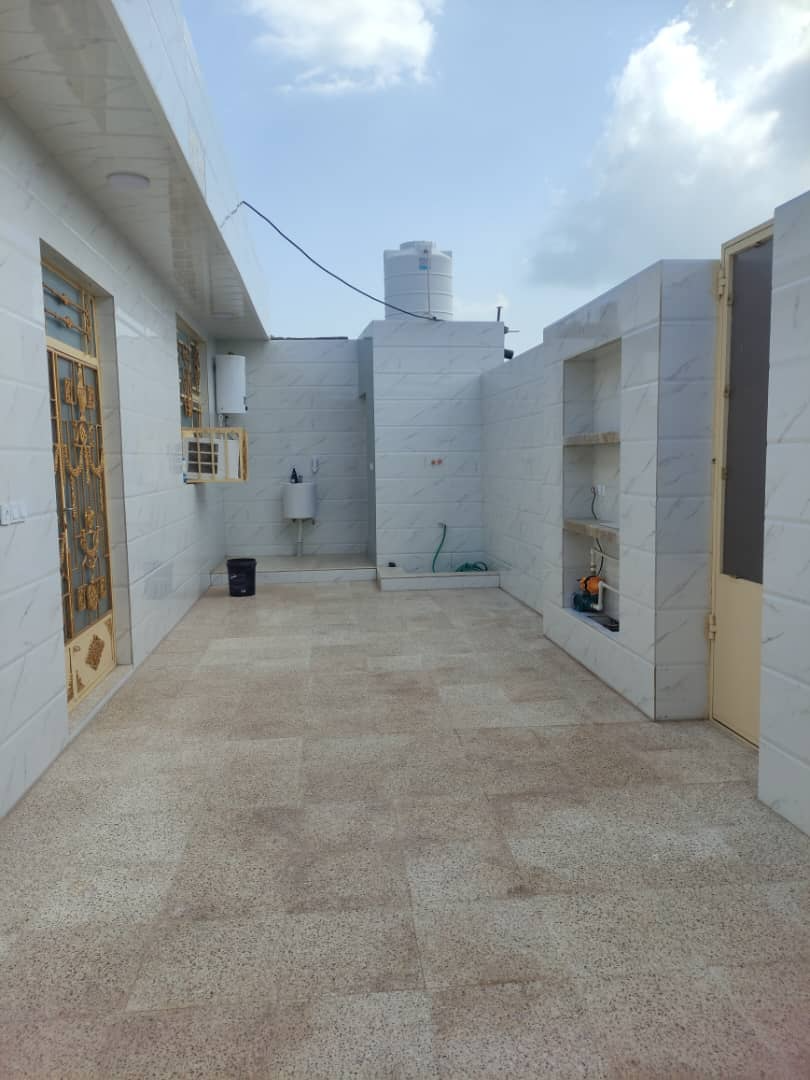 حیاط