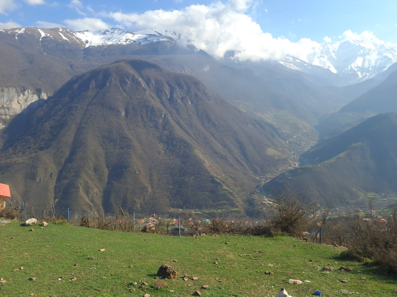 نمای بیرونی ساختمان