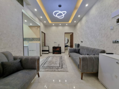 آپارتمان نقلی و دو خوابه، فدک 4