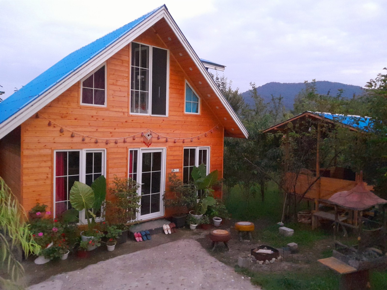 نمای بیرونی ساختمان نمای بیرونی ساختمان