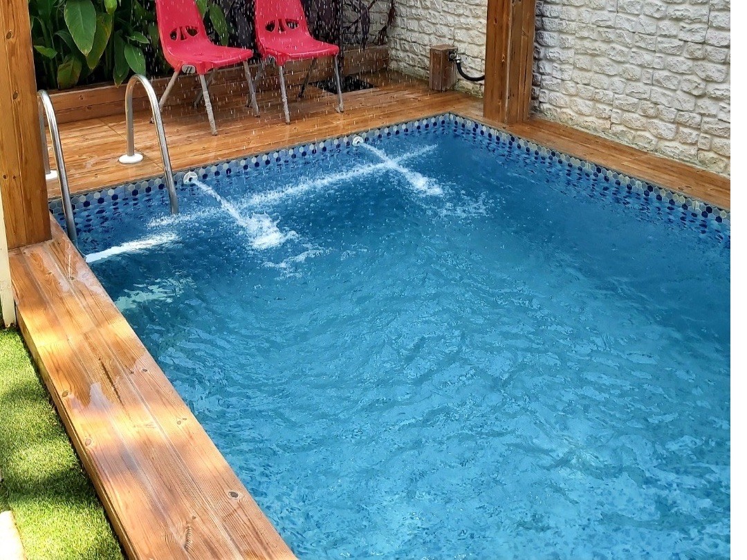 استخرآبگرم سرپوشیده استخرآبگرم سرپوشیده