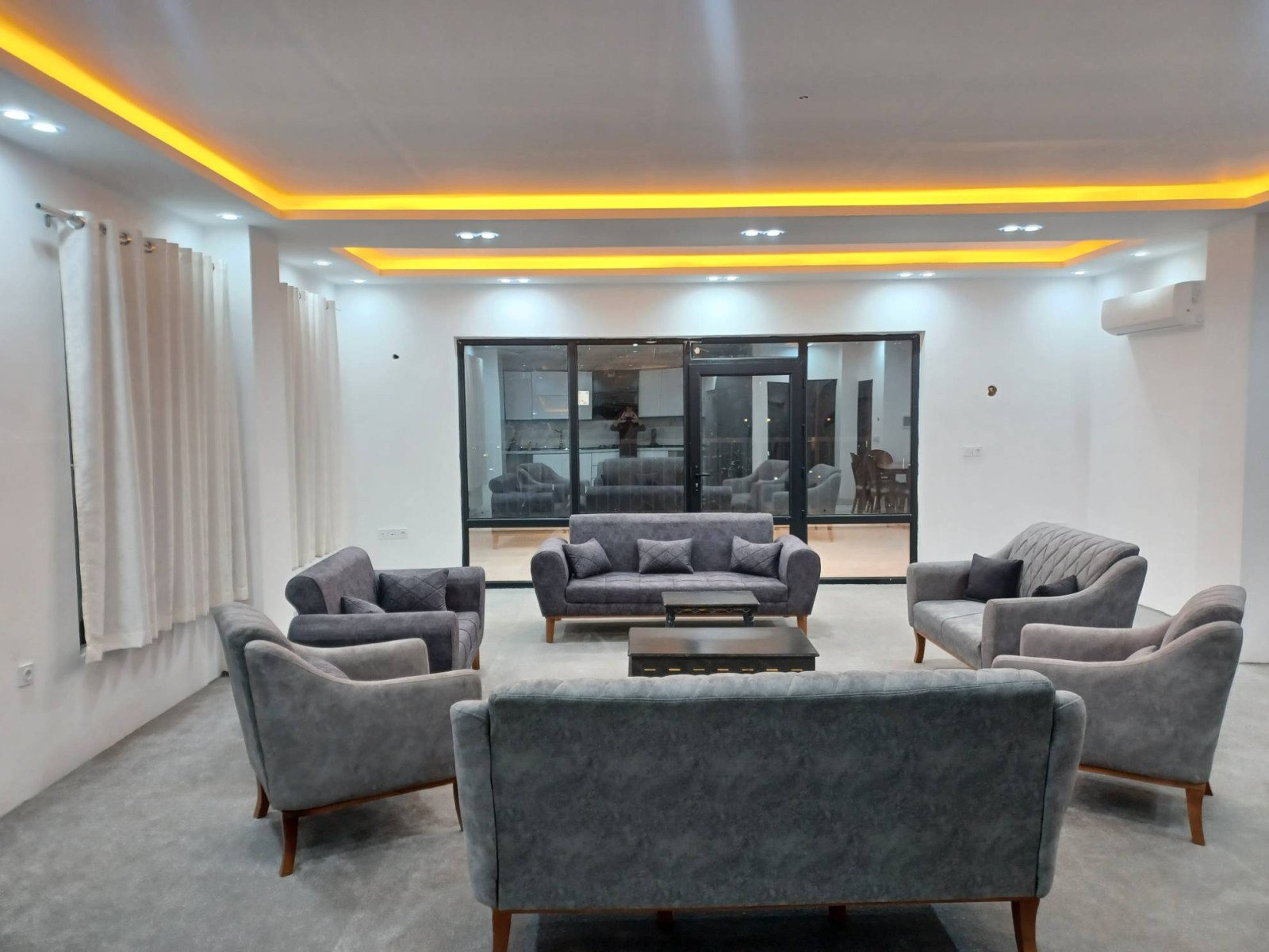 اتاق پذیرایی