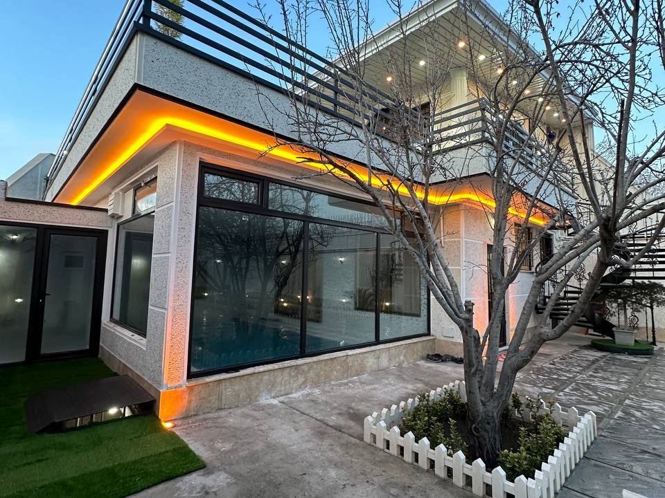 نمای بیرونی ساختمان